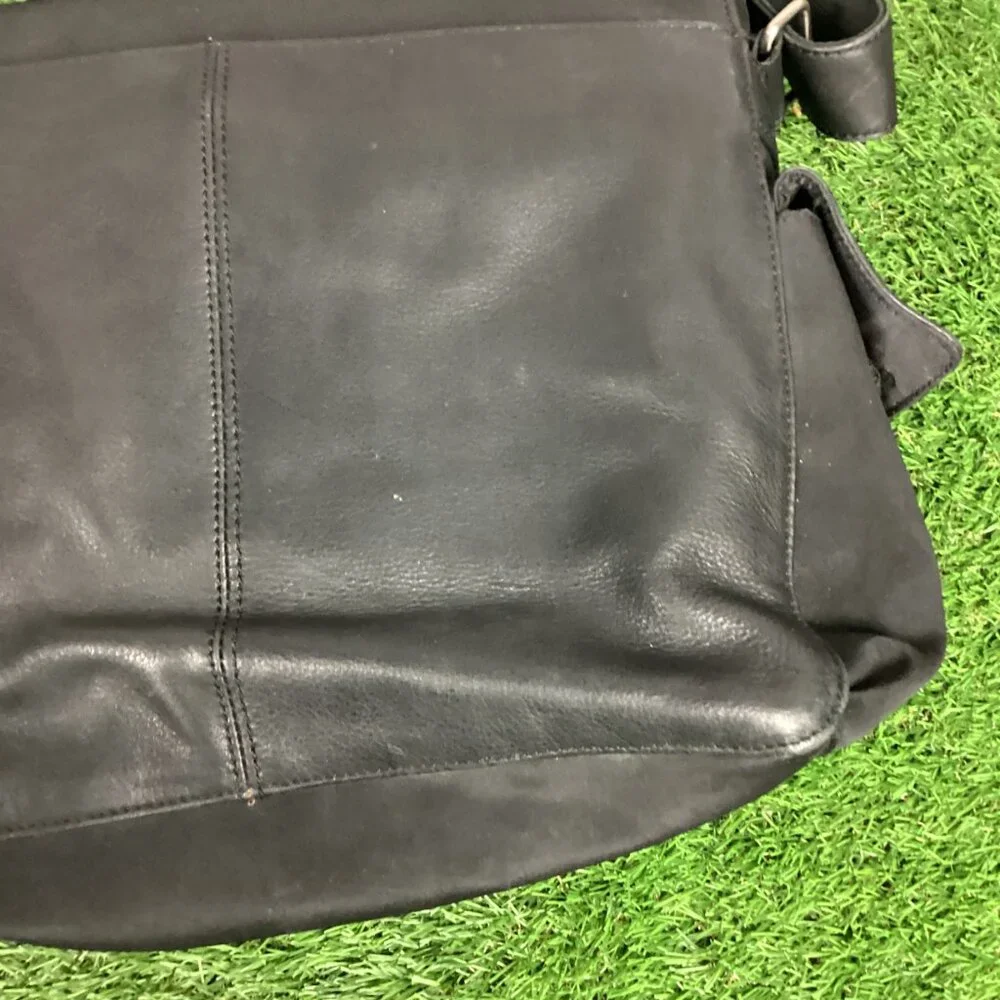 Vintage Fossil Classic Black Leather Briefcase Messanger Bag